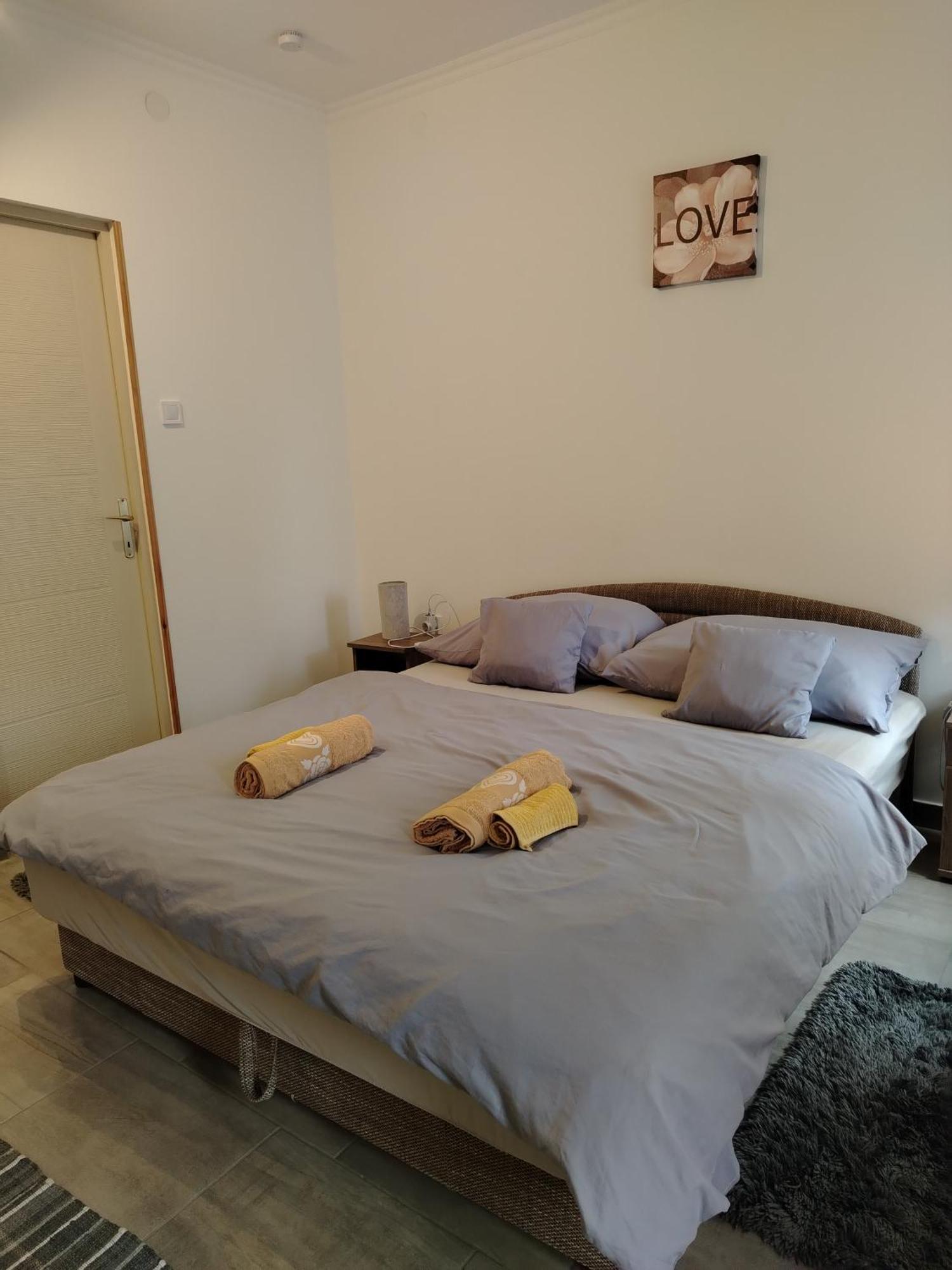 Kaptarko Apartmanhaz Demjén Eksteriør bilde